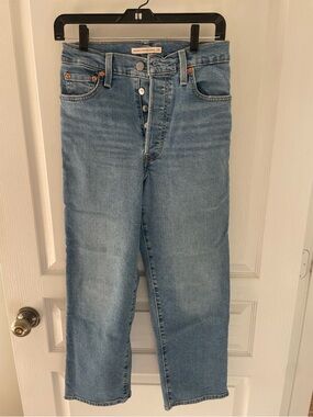 Levi's Women's Jeans Ribcage Straight Ankle Size 26